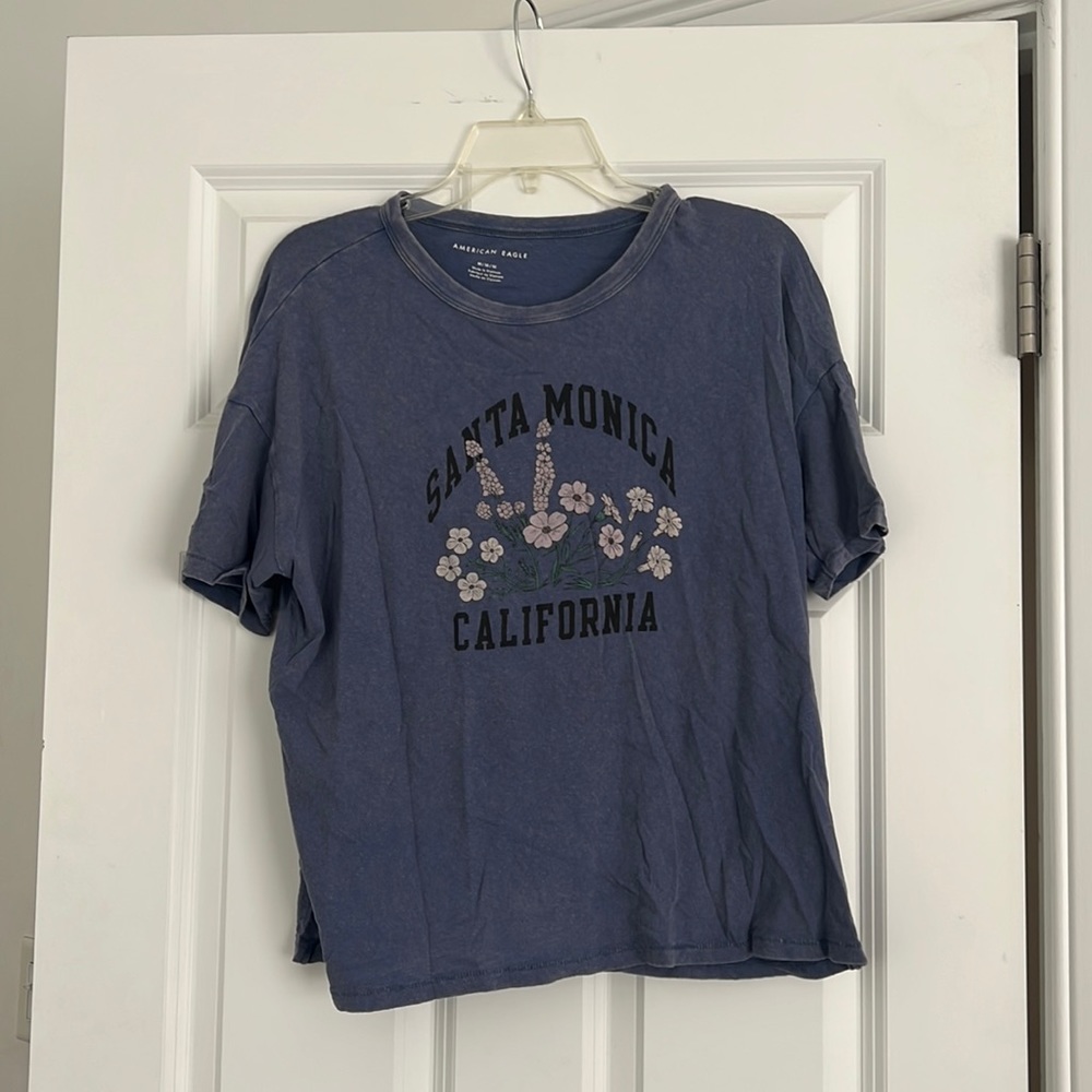 American Eagle Top, size M but runs big